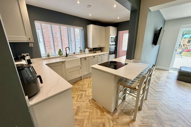 308, St Michaels Avenue, Yeovil photo 4