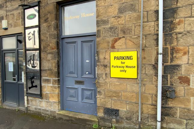 Office to let in Worth Way, Keighley