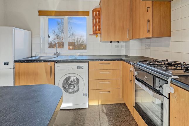 8 Waterside Close, East Cowes photo 4