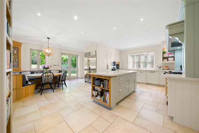 30, Meadway, Esher photo 4