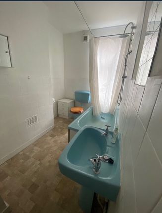 16B Old Mill Road,, Plumstead, London photo 5
