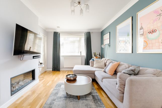 Thumbnail Terraced house for sale in Barnsbury Square, Barnsbury, London