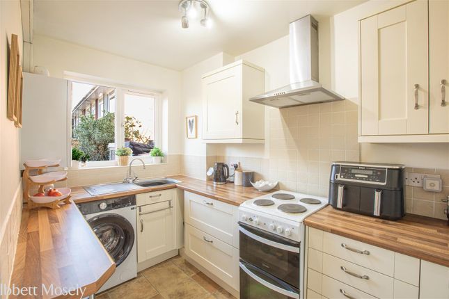 Home Park, Oxted photo 3