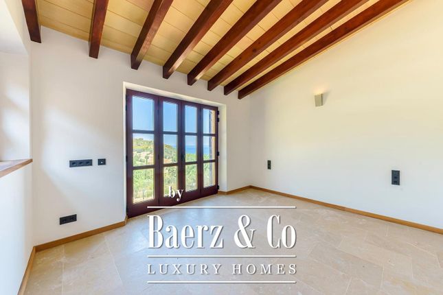 Villa for sale in 07192 Estellencs, Balearic Islands, Spain