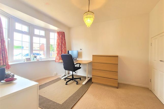 5, Lenham Close, Winnersh photo 4