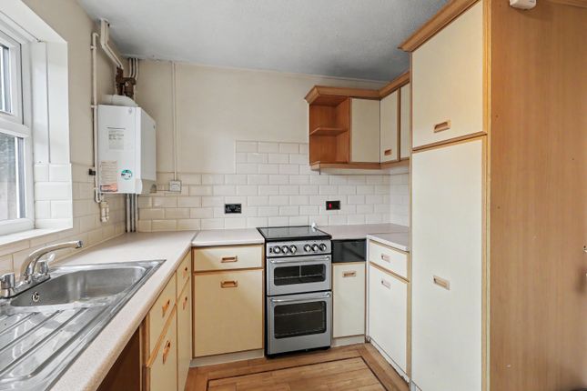 147, Slepe Crescent, Poole photo 3