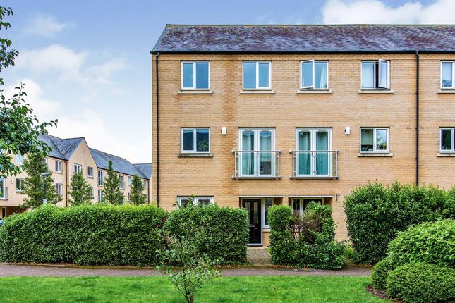 Thumbnail Town house for sale in Skipper Way, Little Paxton, St. Neots