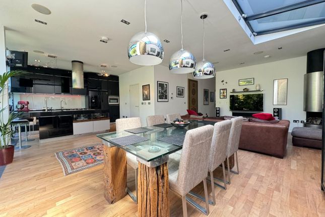 18, Chequers Road, Chorlton photo 2