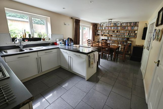 61, Dixon Way, Bishop Auckland photo 3