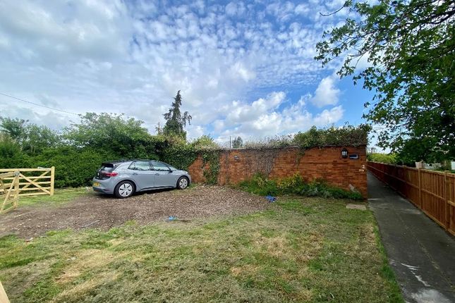 Detached house to rent in Herd Lane, Corringham, Essex