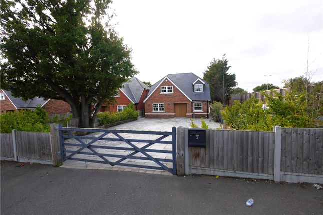 Thumbnail Detached house to rent in Thorndon Avenue, West Horndon, Essex
