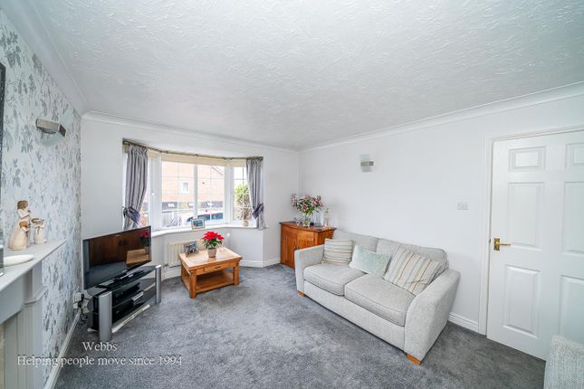 42, Brisbane Way, Cannock photo 2