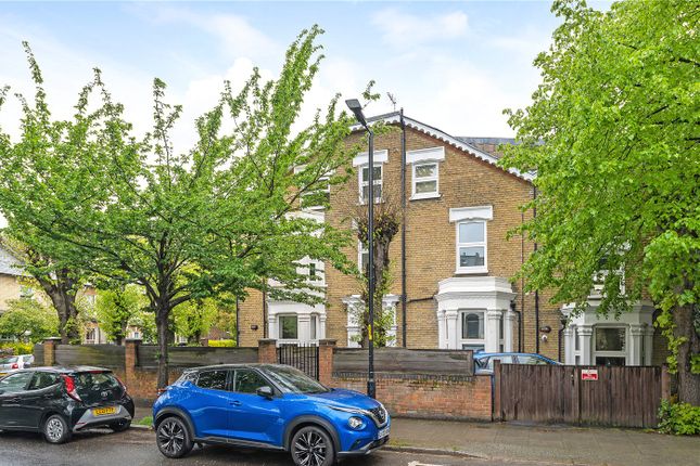 Thumbnail Flat for sale in Melbourne Grove, East Dulwich, London