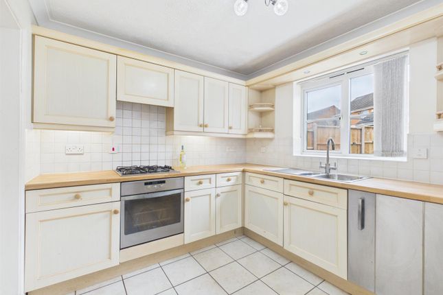 17, Northbourne Drive, Nuneaton photo 3