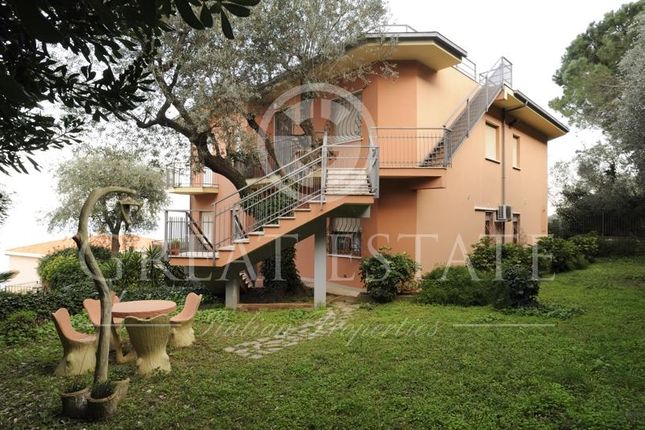 Thumbnail Villa for sale in Laigueglia, Savona, Liguria
