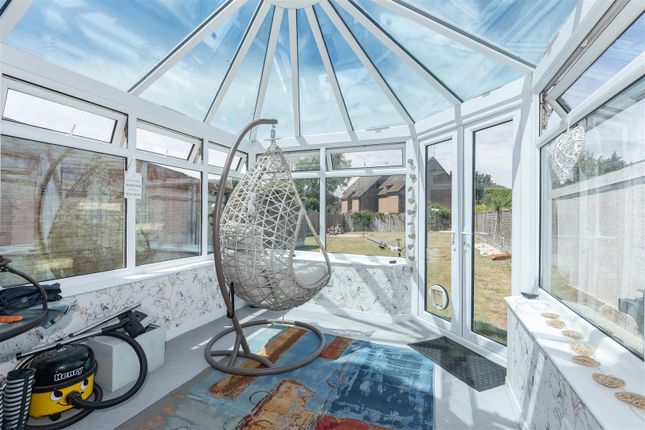 4, Birkdale Close, Worthing photo 4