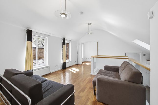 20 Broughton Place Lane, Edinburgh photo 2