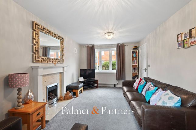 4, Secundus Drive, Essex photo 2