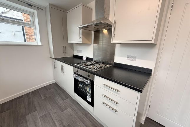 10, Fieldway, Nottingham photo 5