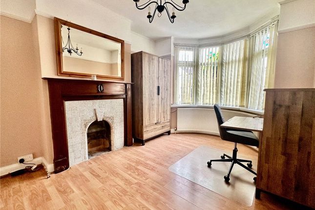 32, Lyndhurst Avenue, Twickenham photo 3