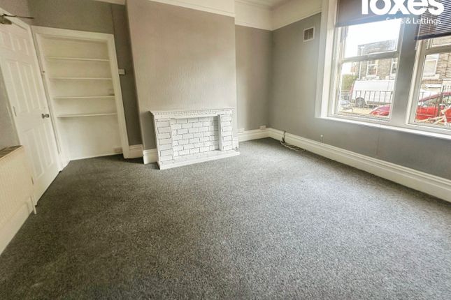 13  Flat 7, The Crescent, Bournemouth photo 3