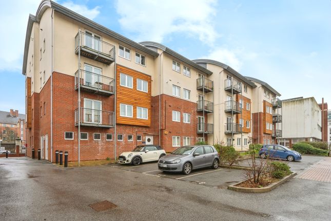 Thumbnail Flat for sale in Lion Terrace, Portsmouth, Hampshire