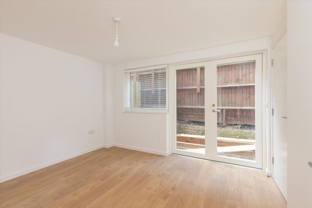 Terraced house to rent in Elm Grove, Wimbledon