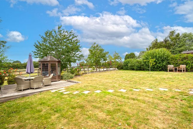 4-bed house on The Old Barn, Chesterfield, £695,000