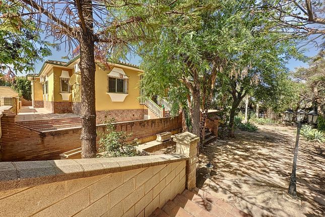 Villa for sale in Pinos De Alhaurin, Malaga, Spain, Andalusia, Spain