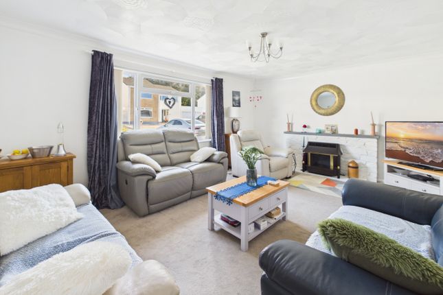 16 Tregenna Fields, Camborne photo 2