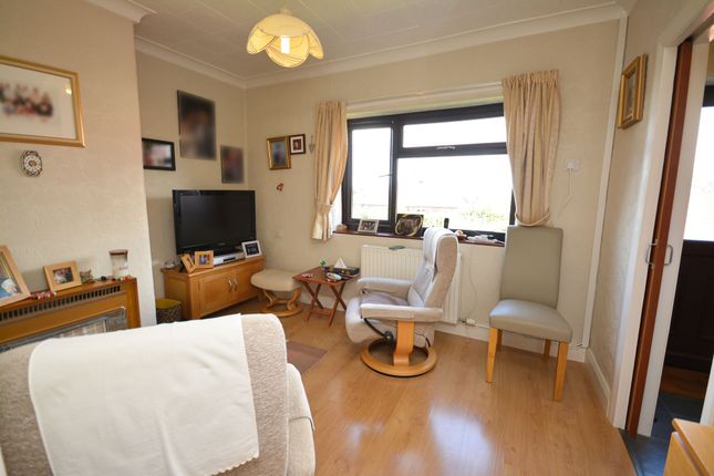 4 Froda Avenue, Frodsham photo 3