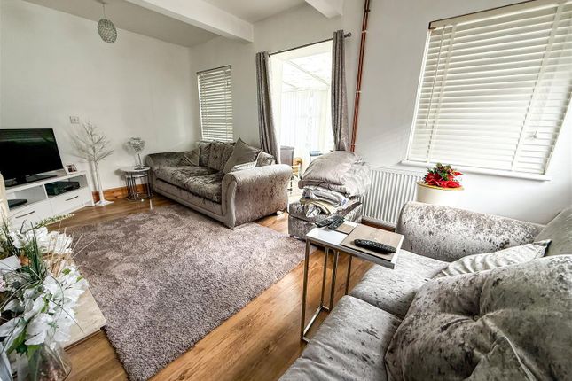 26, The Close, Jaywick Village photo 4