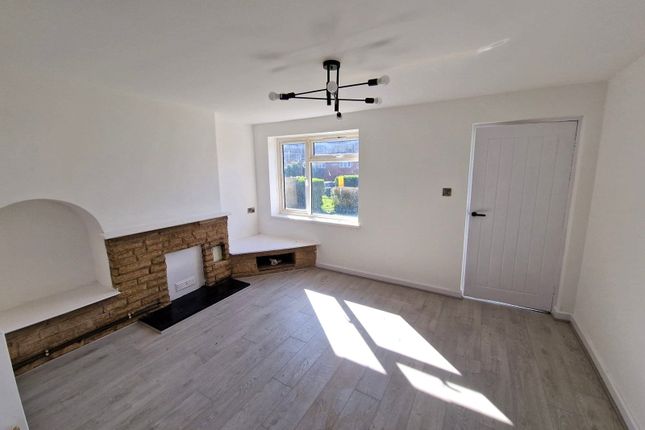32, Berry Close, Exmouth photo 3