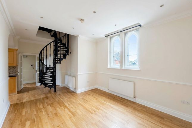 Apt 41, Convent Court Hatch Lane, Windsor photo 5