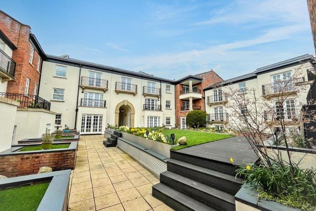 2, Royles Square, South Street, Alderley Edge photo 3