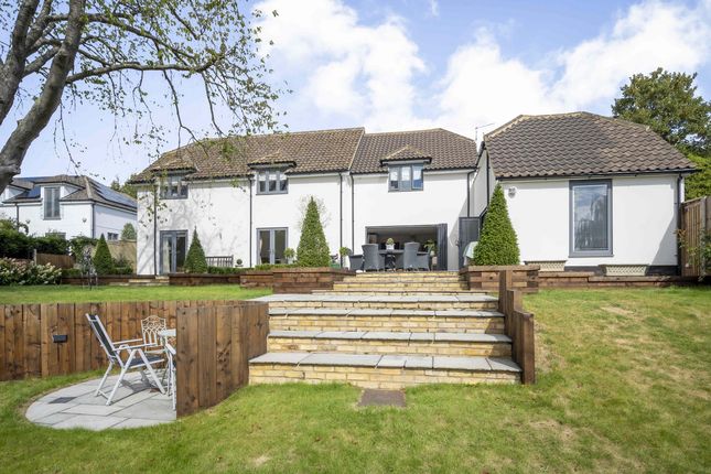 6, Waterford Common, Waterford, Hertfordshire photo 3