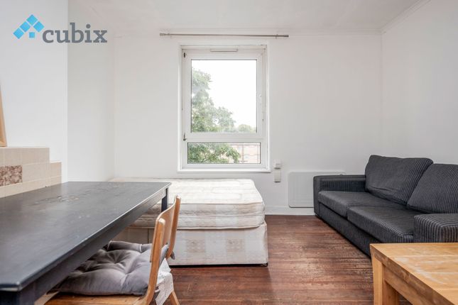 Flat to rent in Orb Street, London