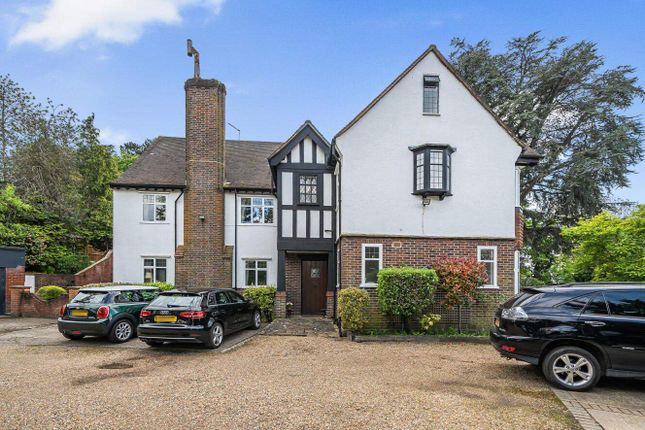 Flat for sale in Woodlands Road, Surbiton