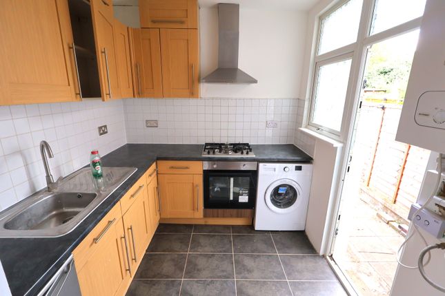 149, Haldane Road, East Ham, London photo 4