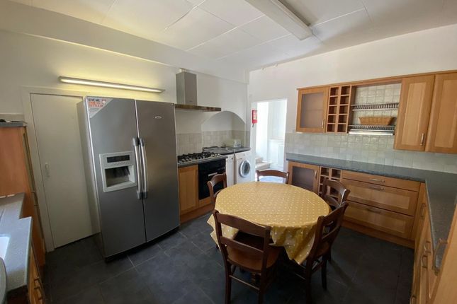 Merchiston Avenue, Merchiston, Edinburgh, EH10 4PJ, Edinburgh photo 4