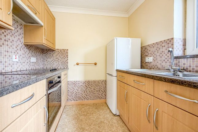 5 Homedell House, Roundwood Lane, Harpenden photo 2