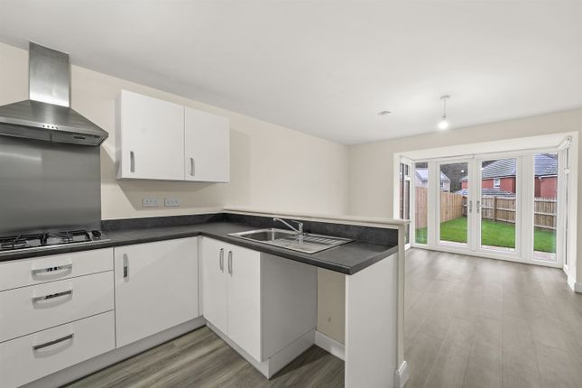 9, Heacham Road, Hampton Beach, Peterborough photo 2