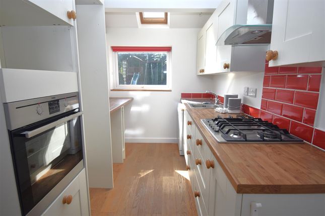 76, Malvern Avenue, York photo 5