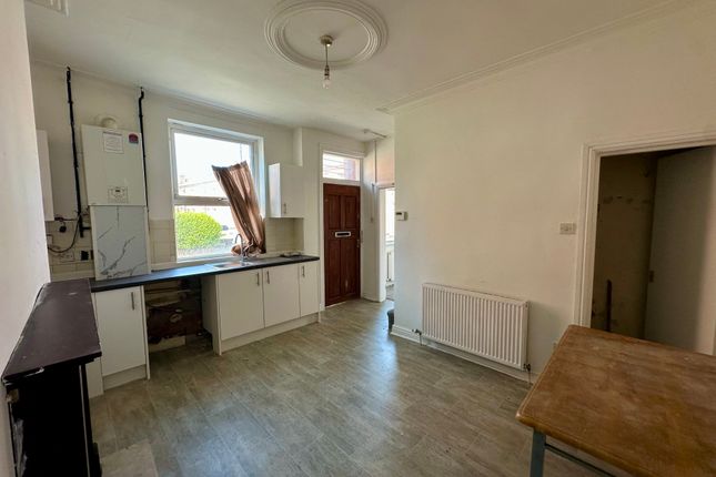 26, Crosby Road, LEEDS photo 3