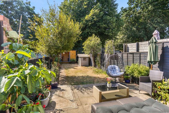 68 Victoria Road, Brighton photo 4