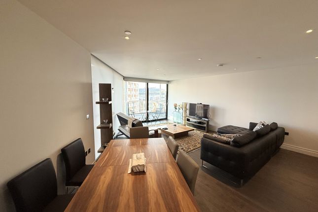 2 Quay, Riverlight Quay, London photo 2