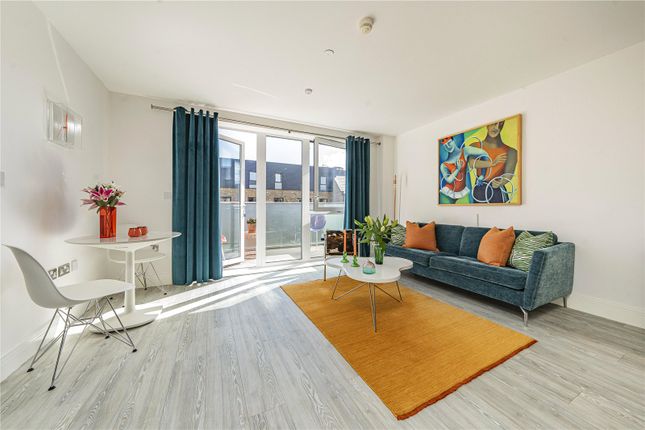 Flat 58, Swan Court,, Swan Street, Old Isleworth photo 2