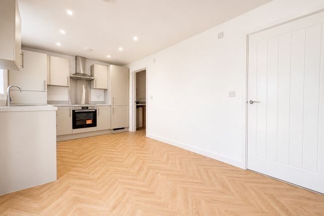 19, Field View, KEIGHLEY photo 4