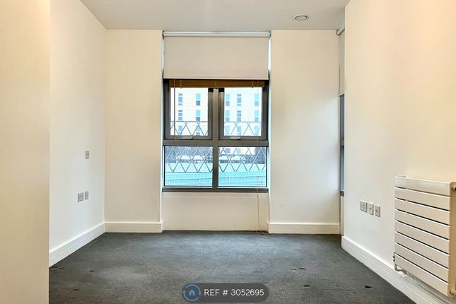 Flat, Barking Road, London photo 4
