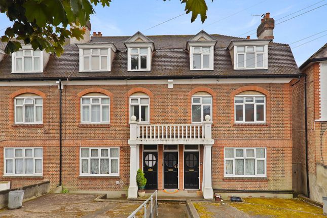 Thumbnail Maisonette to rent in Southcroft Road, (Lc420), Tooting
